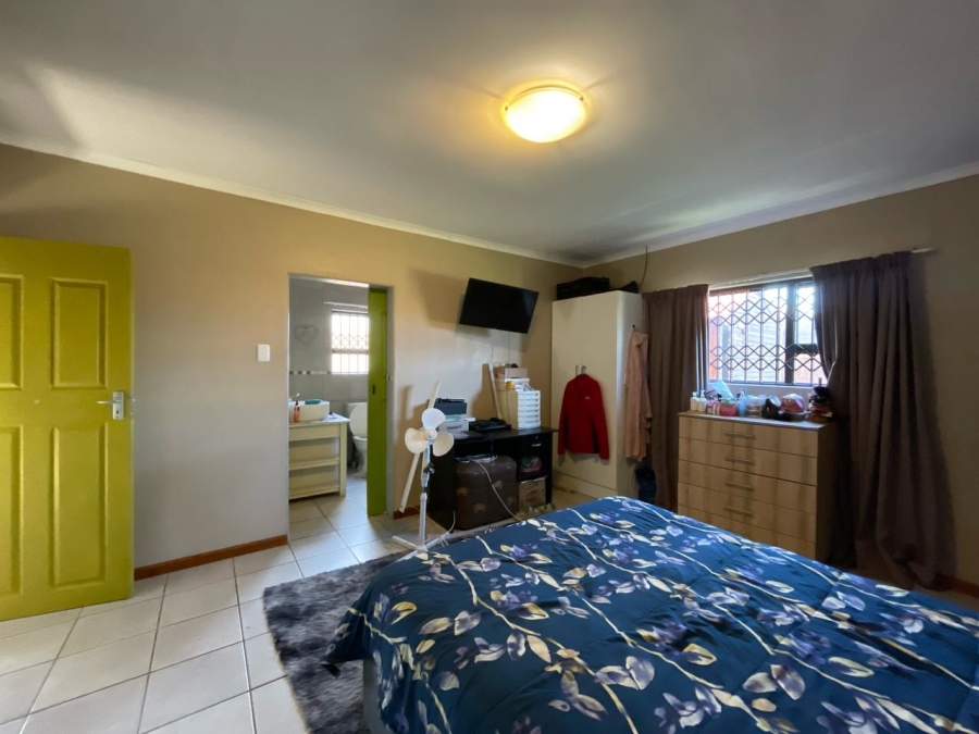 2 Bedroom Property for Sale in Noorsekloof Eastern Cape